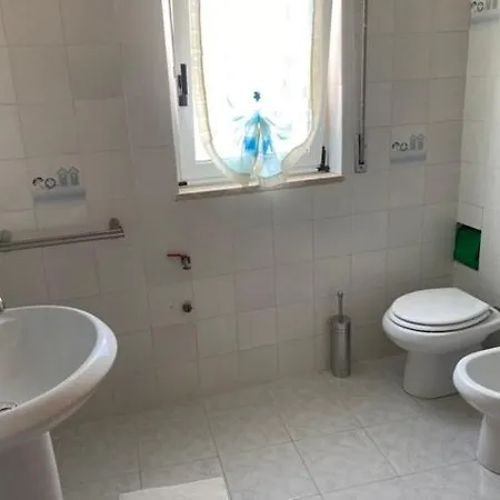 Apartment Casa Vacanze Alessia *